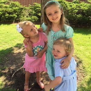 Meet your Posher, Lorie